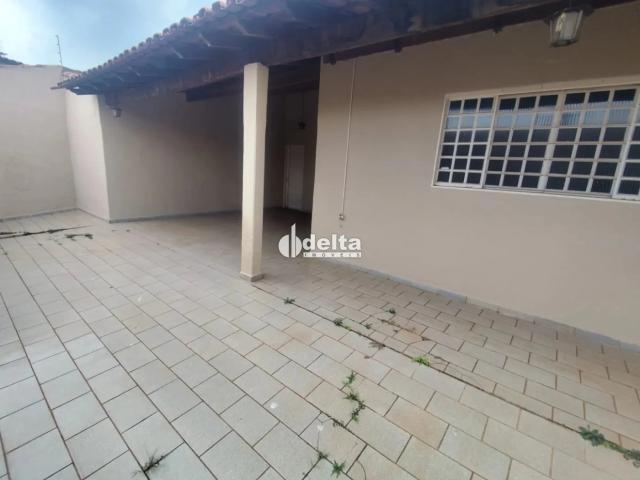 Casa aluguel em Luizote de Freitas, Uberlândia