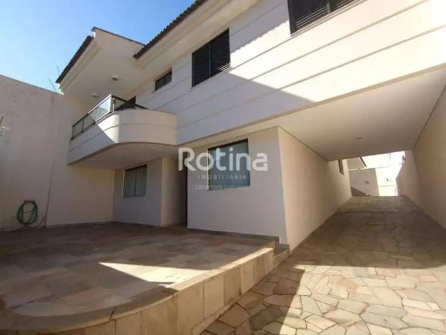 Casa aluguel em Setor Central, Uberlândia