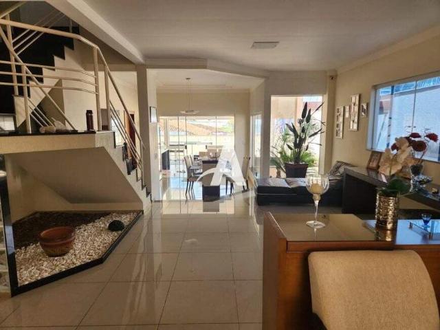 Casa aluguel em Setor Central, Uberlândia