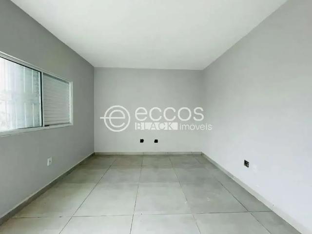 Casa aluguel em Setor Central, Uberlândia