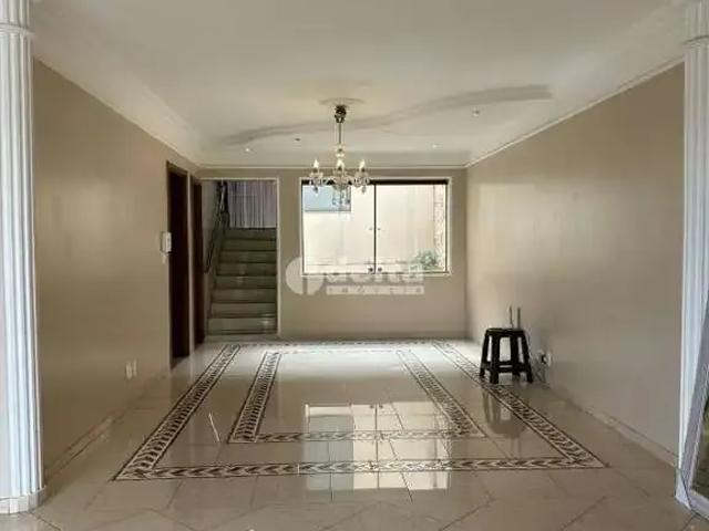 Casa aluguel em Região Geográfica Imediata de Uberlândia, Oliveira Fortes