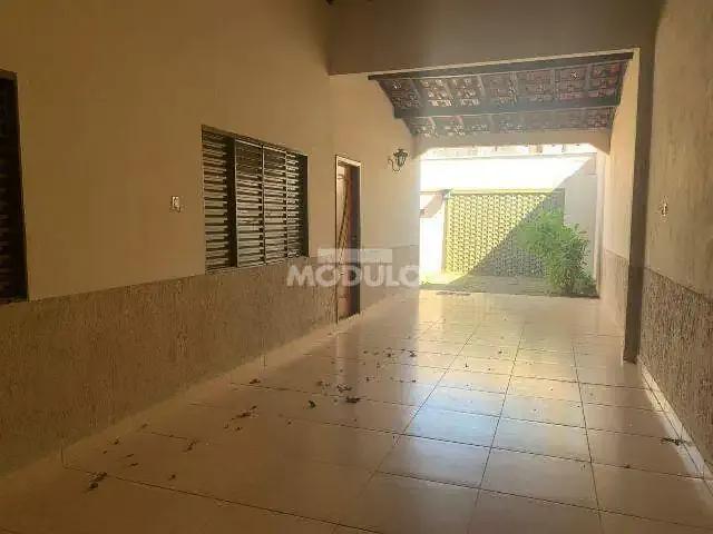 Casa aluguel em Região Geográfica Imediata de Uberlândia, Oliveira Fortes