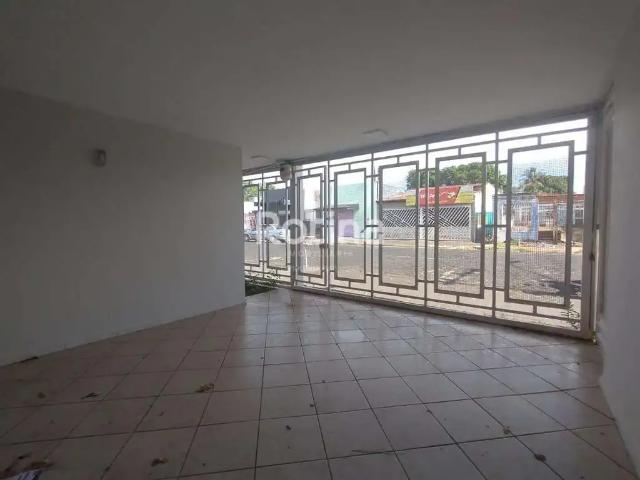 Casa aluguel em Região Geográfica Imediata de Uberlândia, Oliveira Fortes