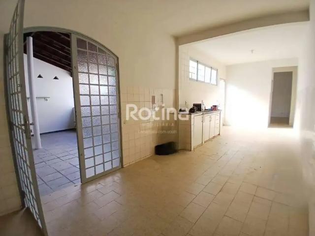 Casa aluguel em Região Geográfica Imediata de Uberlândia, Oliveira Fortes