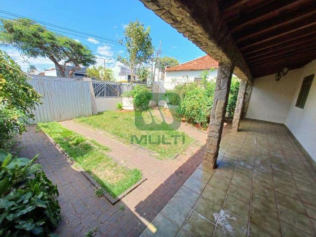 Casa aluguel em Setor Central, Uberlândia