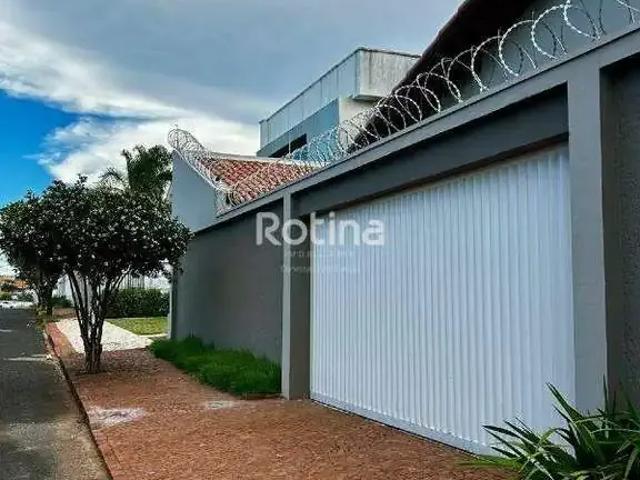 Casa aluguel em Região Geográfica Imediata de Uberlândia, Oliveira Fortes