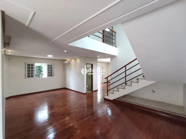 Casa aluguel em Região Geográfica Imediata de Uberlândia, Oliveira Fortes