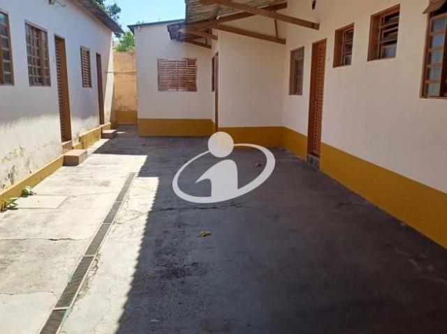 Casa aluguel em Setor Central, Uberlândia