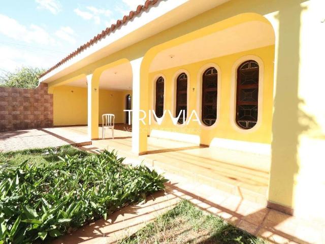 Casa aluguel em Uberlândia, Região Geográfica Intermediária de Uberlândia
