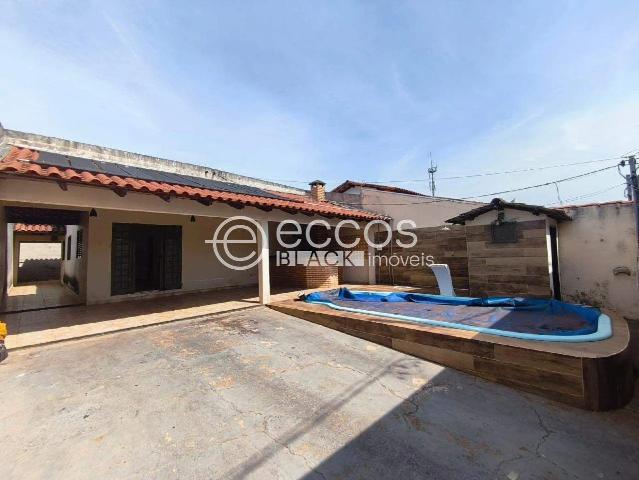 Casa aluguel em Setor Sul, Uberlândia