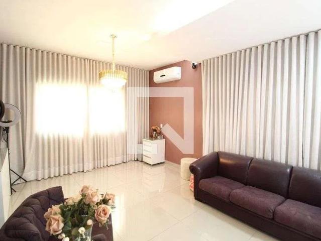 Casa aluguel em Novo Mundo, Uberlândia