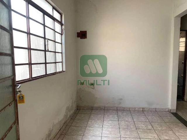 Casa aluguel em Setor Central, Uberlândia