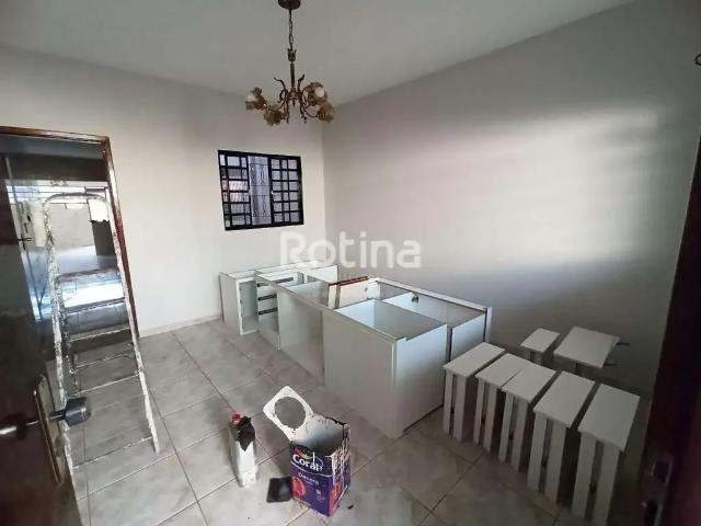 Casa aluguel em Região Geográfica Imediata de Uberlândia, Oliveira Fortes