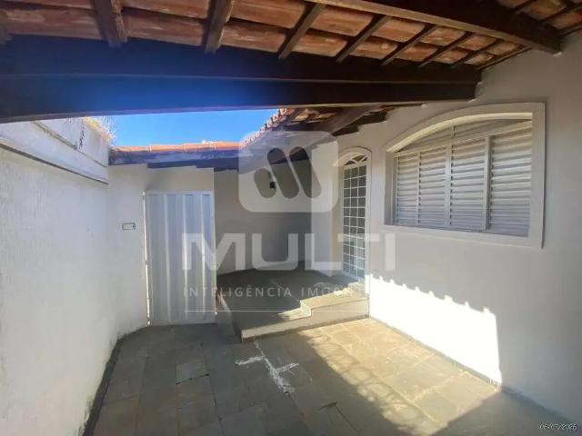 Casa aluguel em Região Geográfica Imediata de Uberlândia, Oliveira Fortes