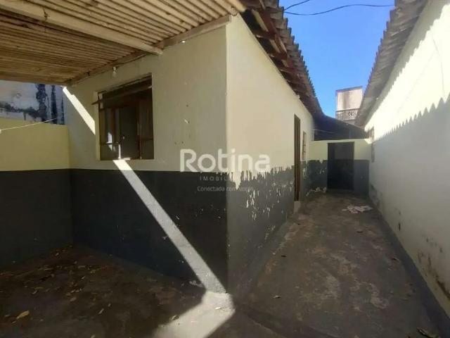 Casa aluguel em Região Geográfica Imediata de Uberlândia, Oliveira Fortes