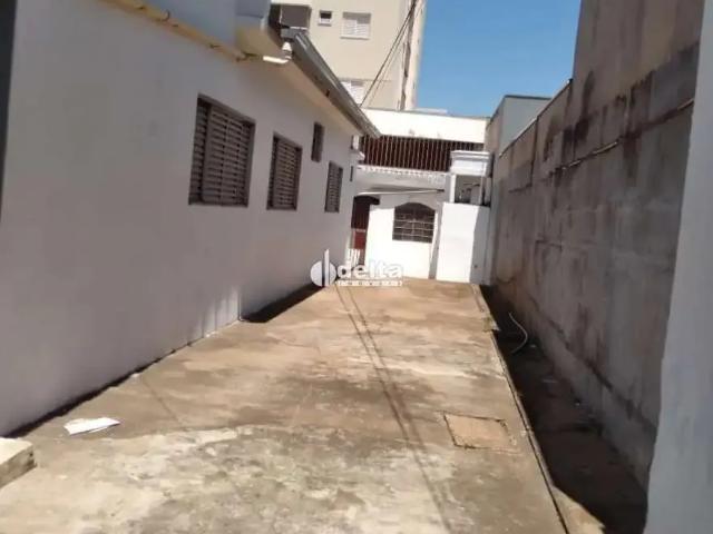 Casa aluguel em Região Geográfica Imediata de Uberlândia, Oliveira Fortes