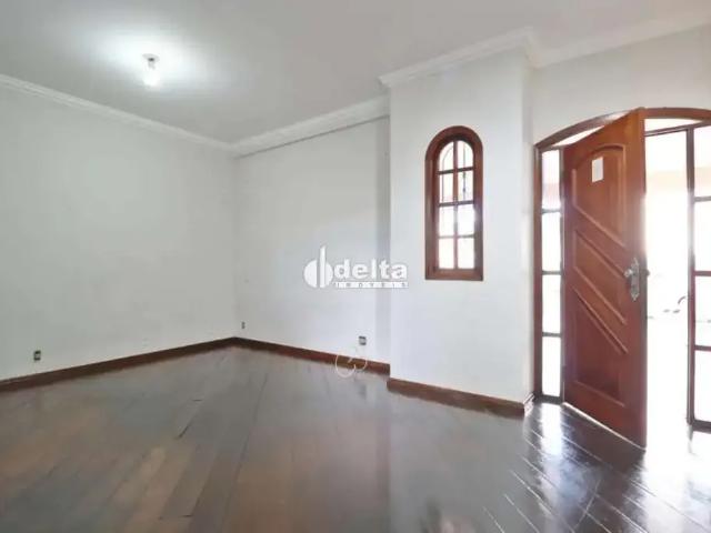 Casa aluguel em Região Geográfica Imediata de Uberlândia, Oliveira Fortes