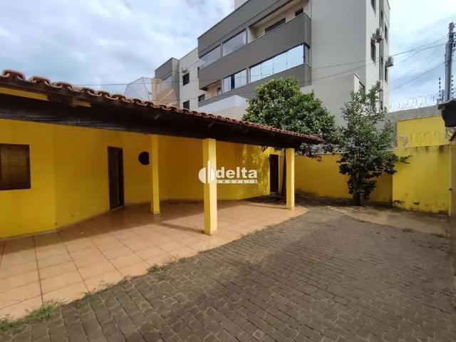 Casa aluguel em Região Geográfica Imediata de Uberlândia, Oliveira Fortes