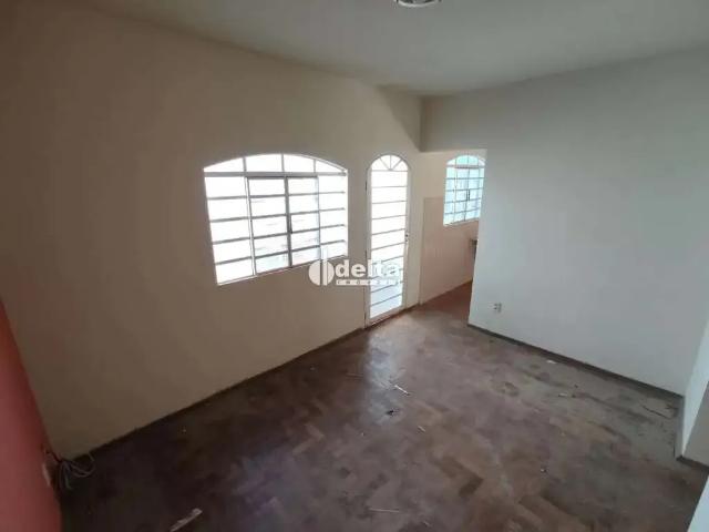 Casa aluguel em Região Geográfica Imediata de Uberlândia, Oliveira Fortes