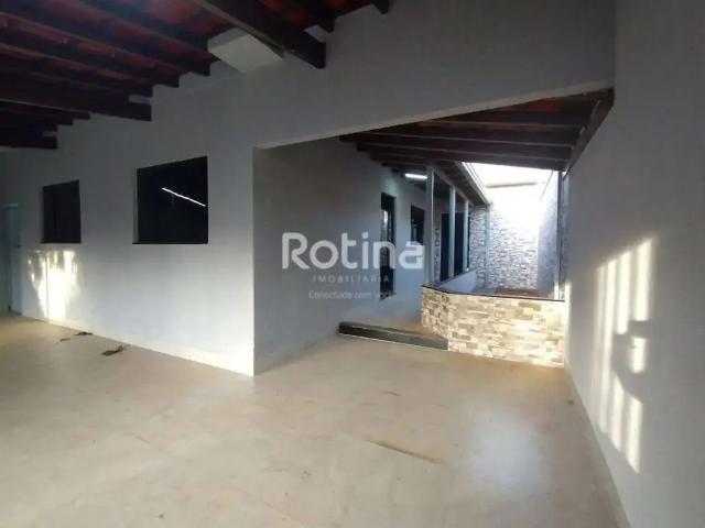 Casa aluguel em Segismundo Pereira, Uberlândia