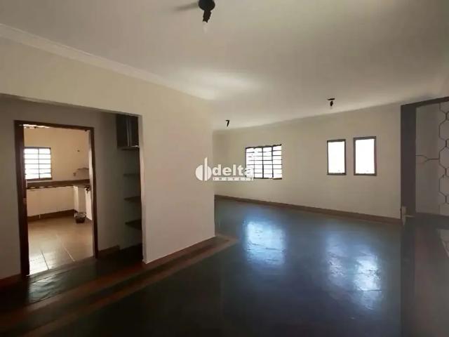 Casa aluguel em Região Geográfica Imediata de Uberlândia, Oliveira Fortes