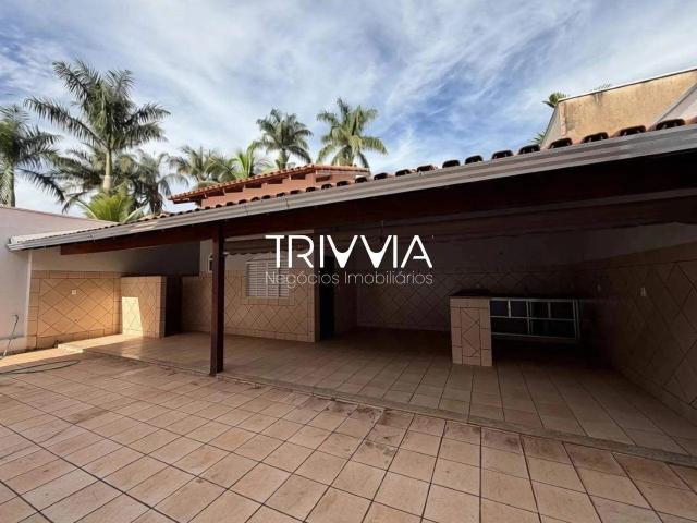 Casa aluguel em Uberlândia, Região Geográfica Intermediária de Uberlândia