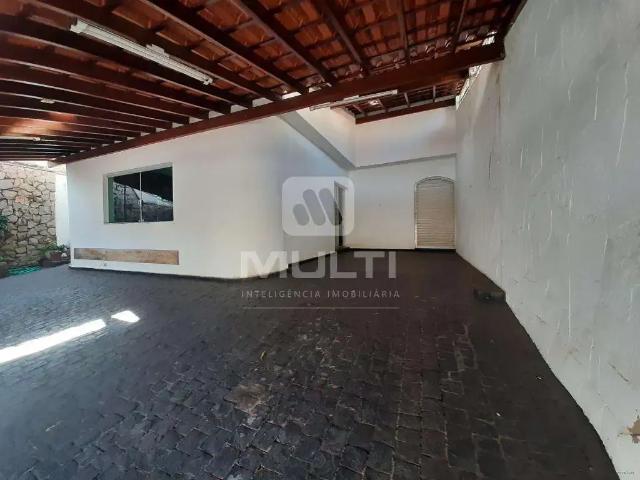 Casa aluguel em Região Geográfica Imediata de Uberlândia, Oliveira Fortes