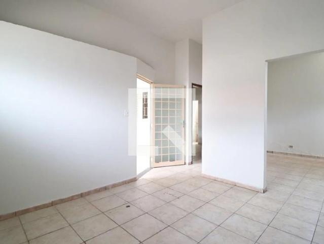 Casa aluguel em Segismundo Pereira, Uberlândia