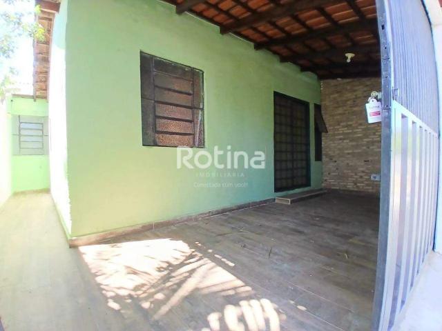 Casa aluguel em Segismundo Pereira, Uberlândia
