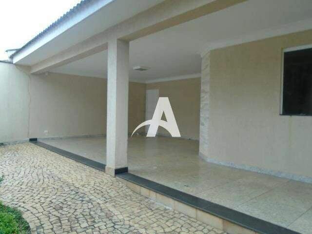 Casa aluguel em Segismundo Pereira, Uberlândia