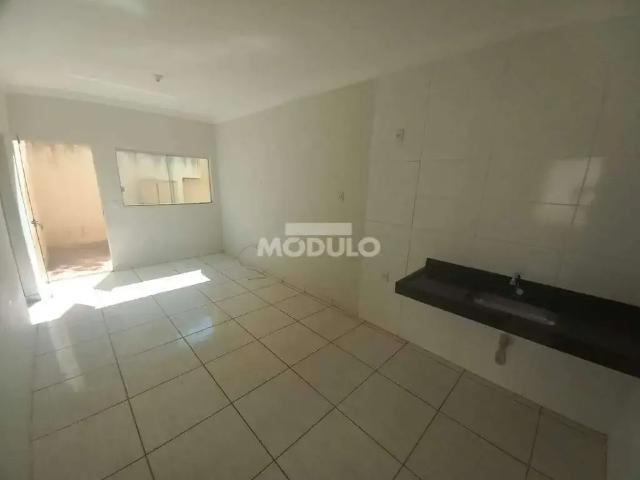 Casa aluguel em Região Geográfica Imediata de Uberlândia, Oliveira Fortes