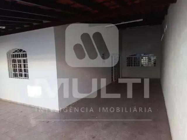 Casa aluguel em Setor Central, Uberlândia