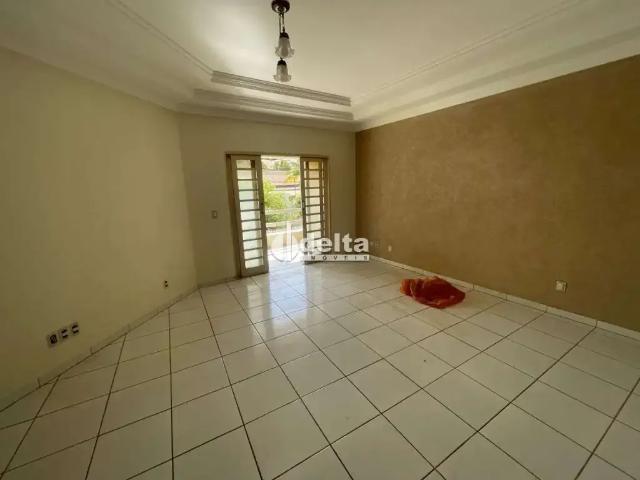 Casa aluguel em Região Geográfica Imediata de Uberlândia, Oliveira Fortes