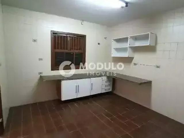 Casa aluguel em Setor Central, Uberlândia