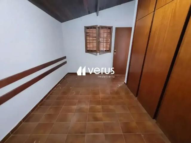 Casa aluguel em Uberlândia, Região Geográfica Intermediária de Uberlândia