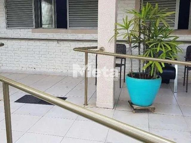 Casa aluguel em Setor Central, Uberlândia
