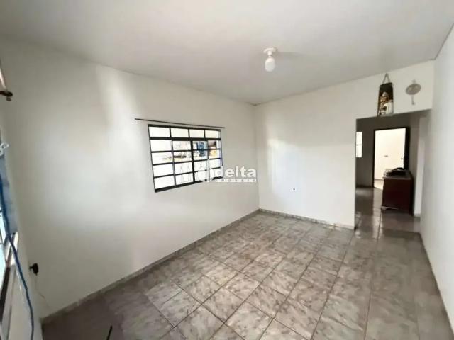 Casa aluguel em Região Geográfica Imediata de Uberlândia, Oliveira Fortes