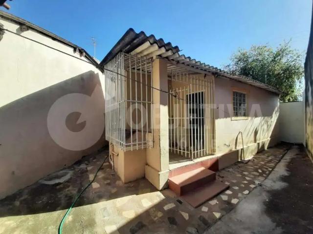 Casa aluguel em Região Geográfica Imediata de Uberlândia, Oliveira Fortes