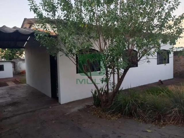 Casa aluguel em Região Geográfica Imediata de Uberlândia, Oliveira Fortes