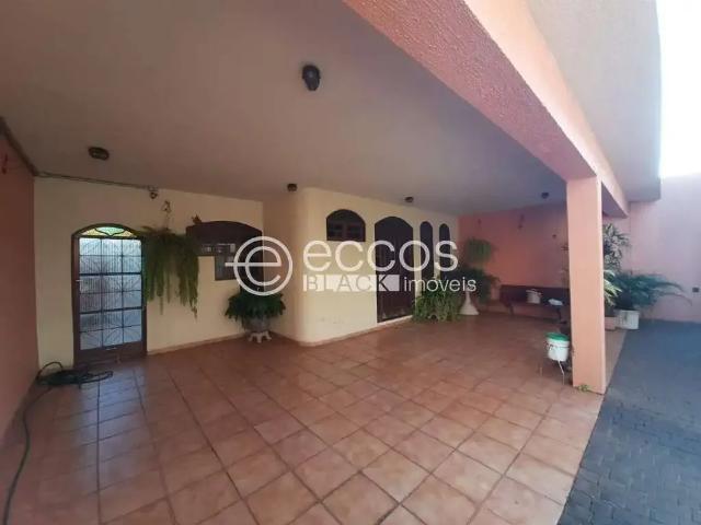 Casa aluguel em Região Geográfica Imediata de Uberlândia, Oliveira Fortes