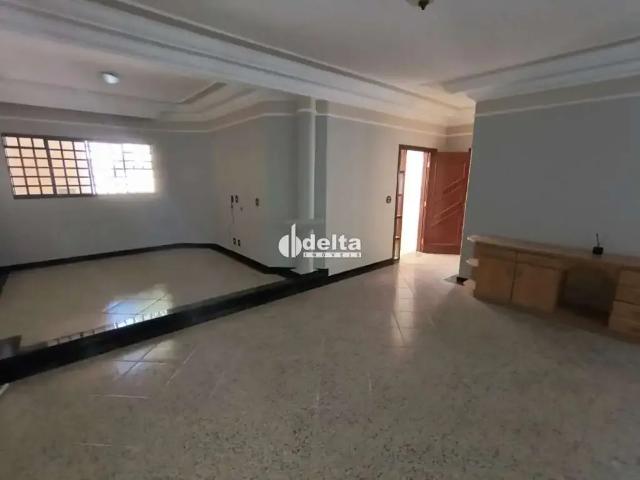 Casa aluguel em Região Geográfica Imediata de Uberlândia, Oliveira Fortes