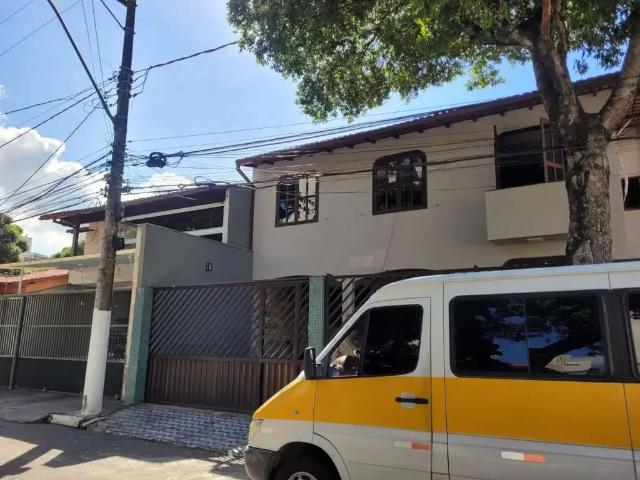 Casa aluguel em Região Geográfica Imediata de Vitória, Região Metropolitana da Grande Vitória