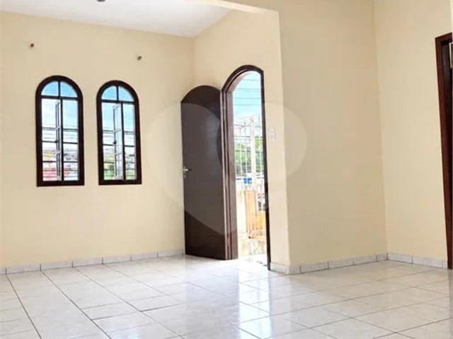 Casa aluguel em Região Geográfica Imediata de Volta Redonda-Barra Mansa, Volta Redonda