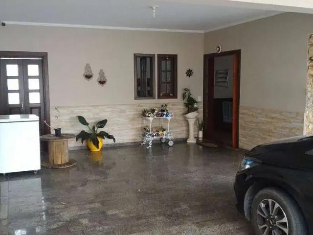 Casa venda em Vila Molon, Americana