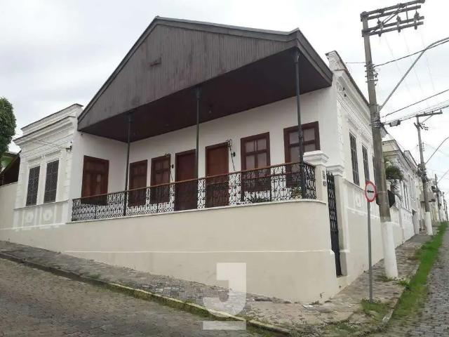 Casa venda em Região Imediata de Amparo, Amparo