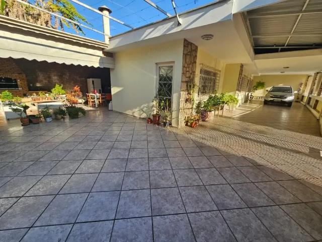 Casa venda em Região Imediata de Amparo, Amparo