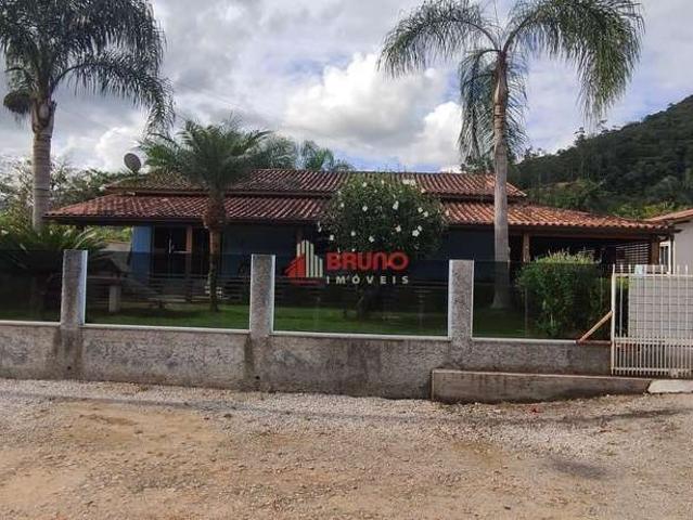 Casa venda em Antônio Carlos, Centro