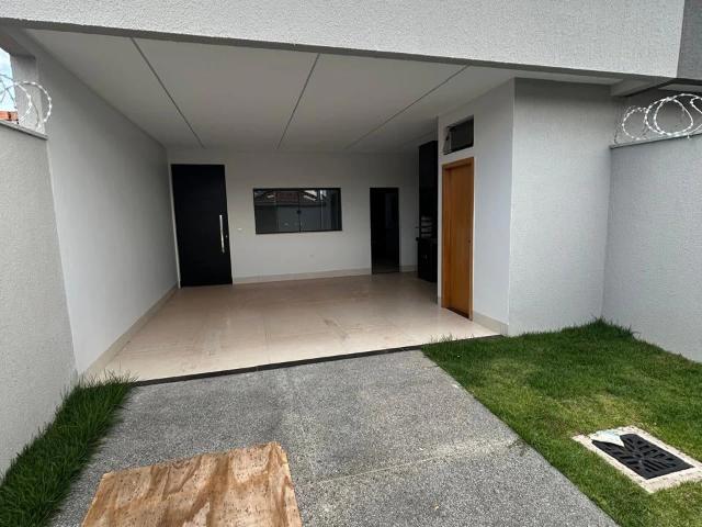 Casa venda em Residencial Village Garavelo, Aparecida de Goiânia