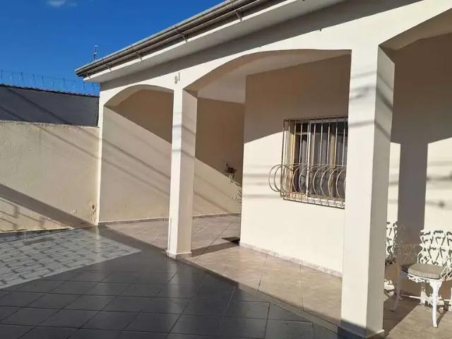 Casa venda em Região Imediata de Guaratinguetá, Região Metropolitana do Vale do Paraíba e Litoral Norte