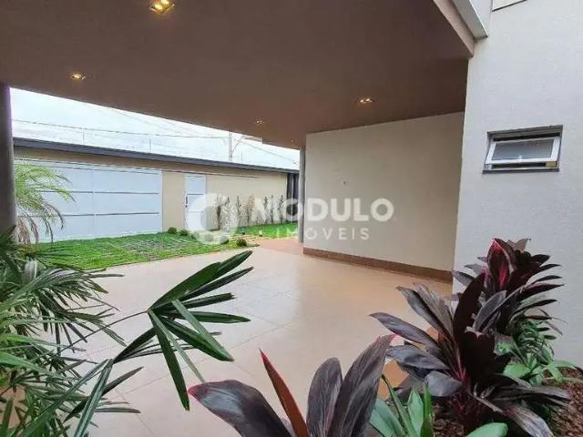 Casa venda em Região Geográfica Imediata de Uberlândia, Araguari